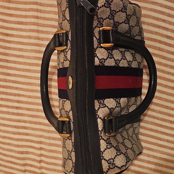 Gucci Vintage Mini Monogram Sherry Duffle - Picture 12 of 13